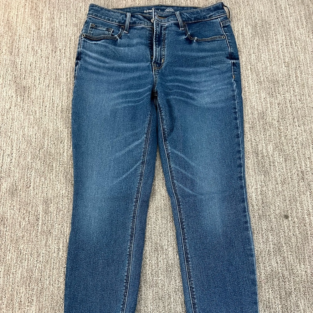 High-Waisted Rockstar Super Skinny Jeans | Color: light wash | size:8